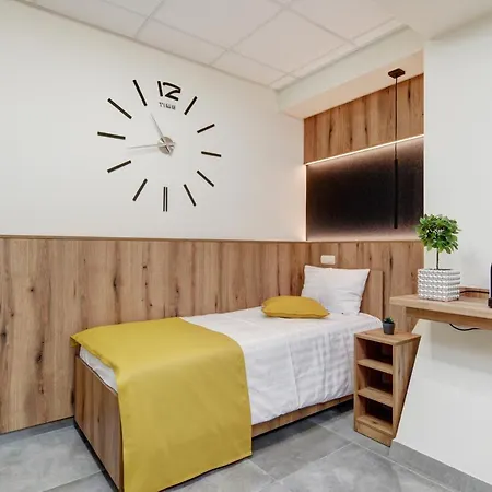 Guest house Riverside - Dunaparti Luxus Szuteren 4*